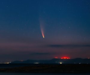 Night sky comet Night sky comet